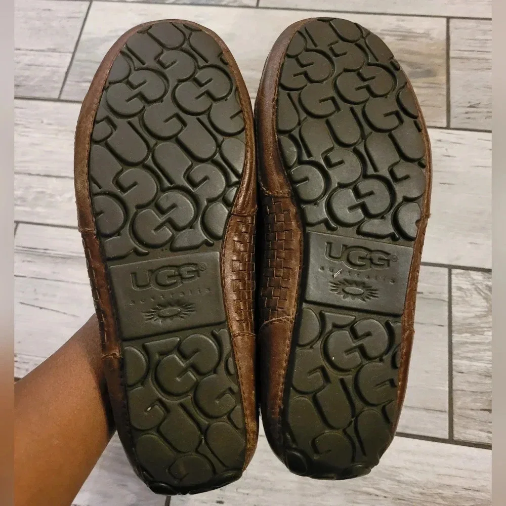UGG Men's 9 Chester brown woven preppy casual slip-on loafers moccasins shoes